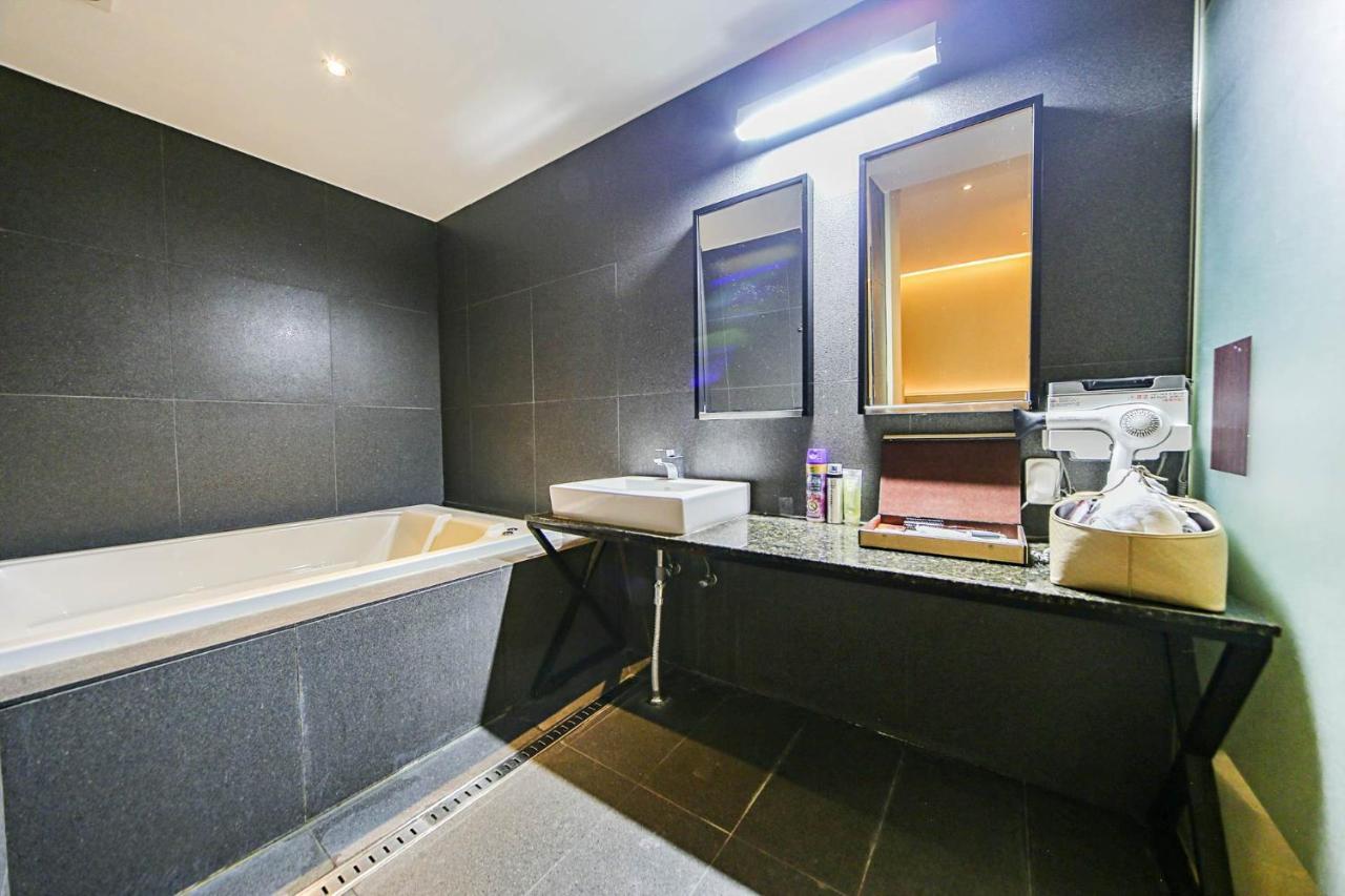 Hotel Myeongjak Chuncheon Dış mekan fotoğraf